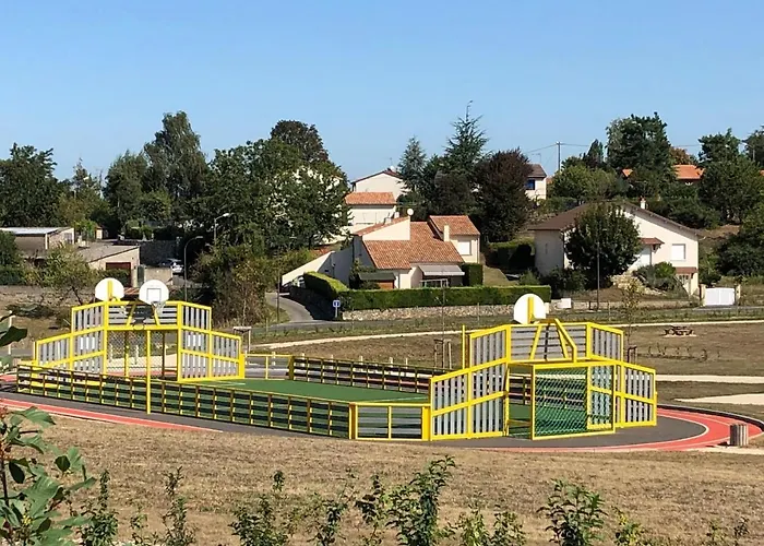 Casa de Férias Granny La Vallee Des Noyers *