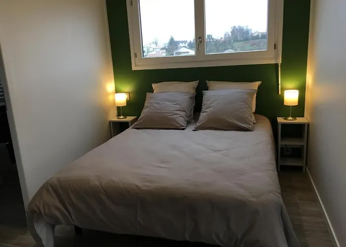 Granny La Vallee Des Noyers Casa de Férias